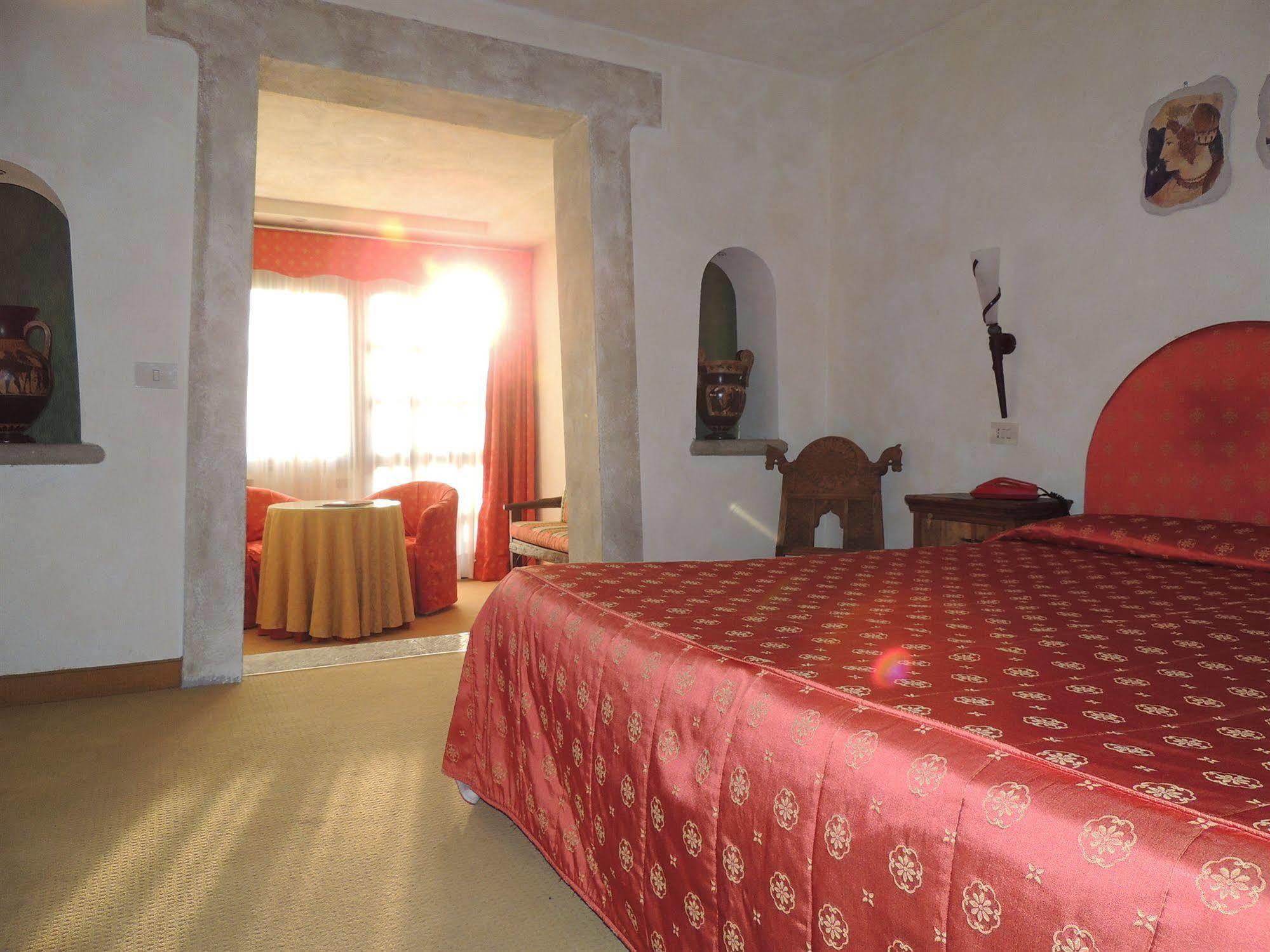 Country Relais I Due Laghi Villa Anguillara Sabazia Luaran gambar