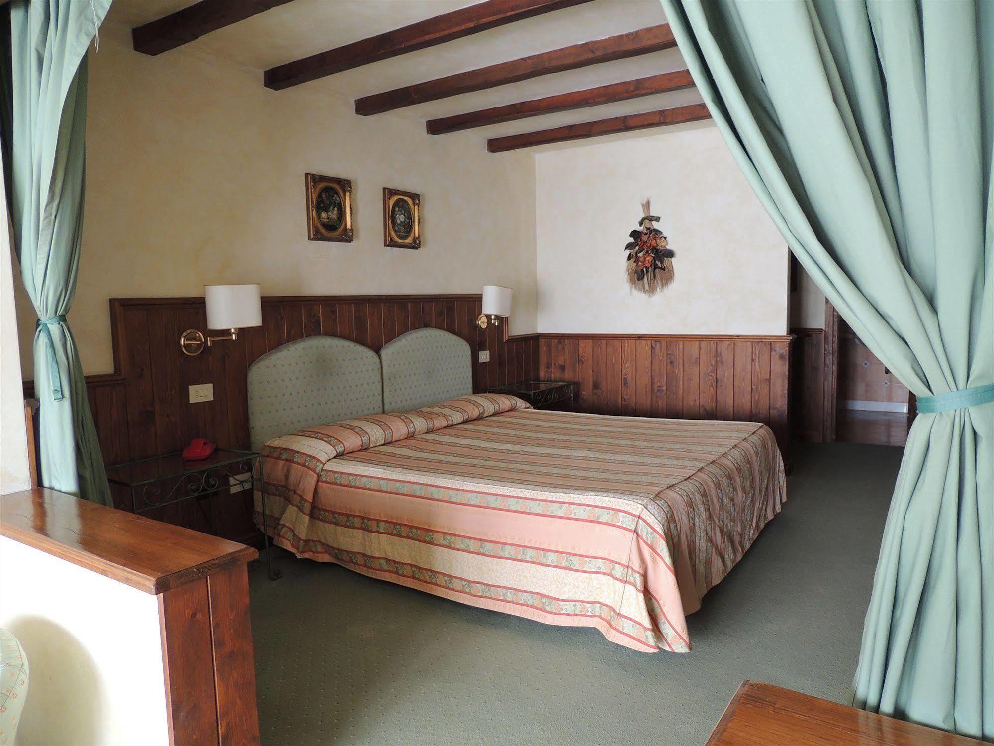 Country Relais I Due Laghi Villa Anguillara Sabazia Luaran gambar