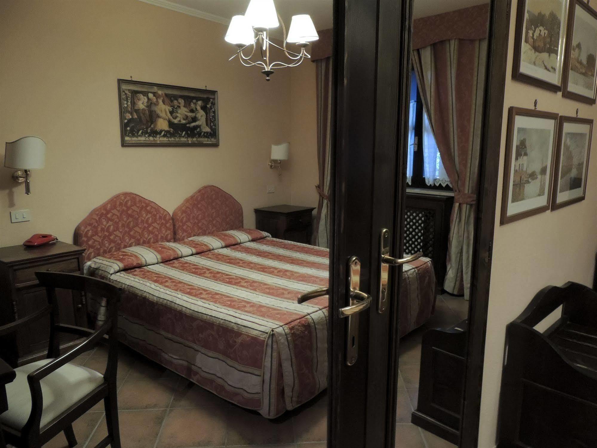 Country Relais I Due Laghi Villa Anguillara Sabazia Luaran gambar